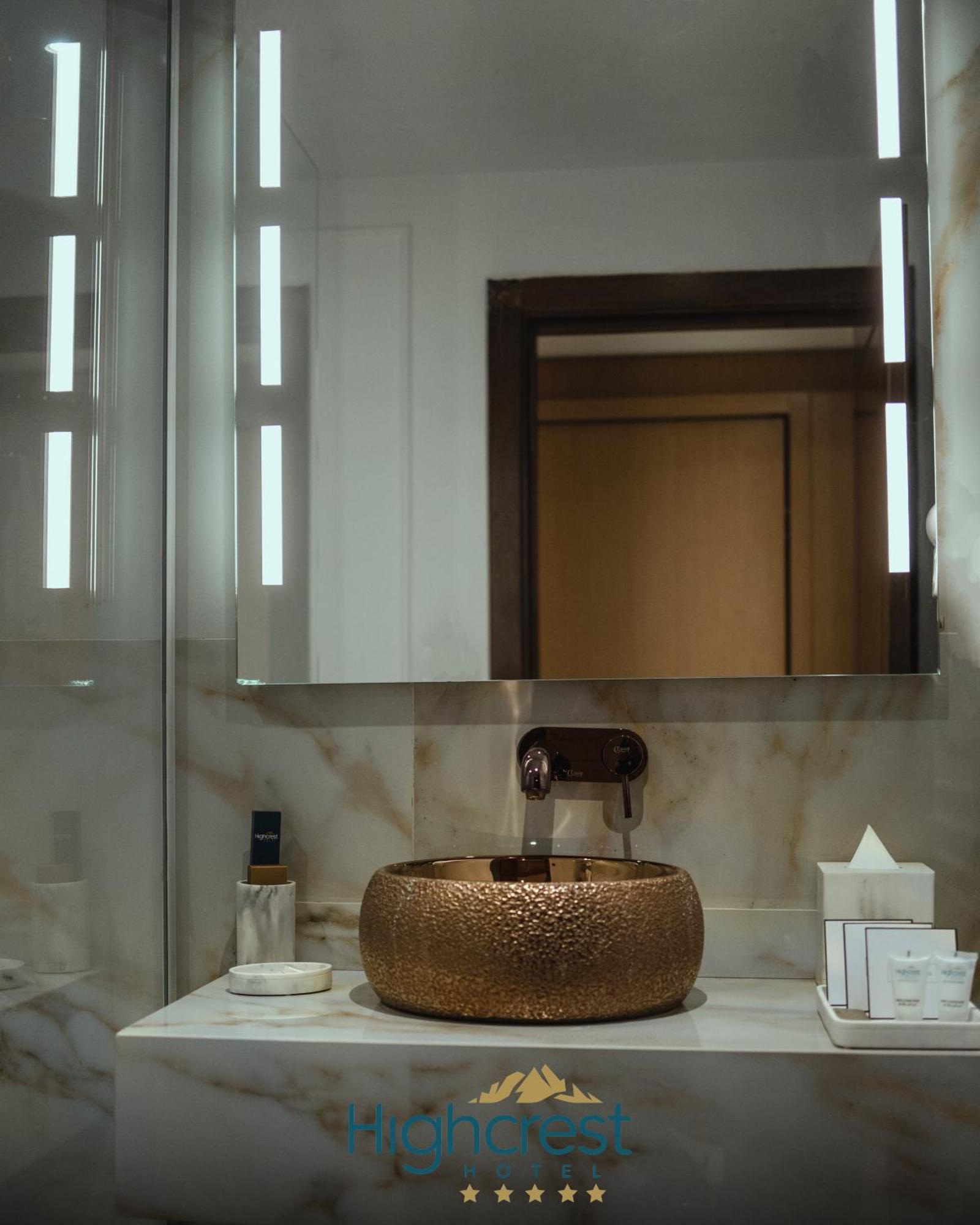 Highcrest Hotel スレイマニヤ エクステリア 写真